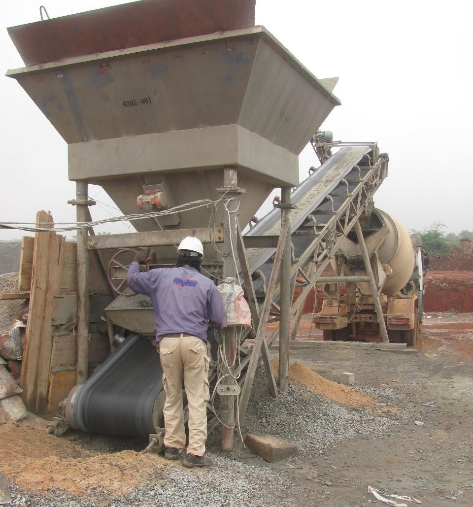 Mobile Self-loader Concrete Mixer